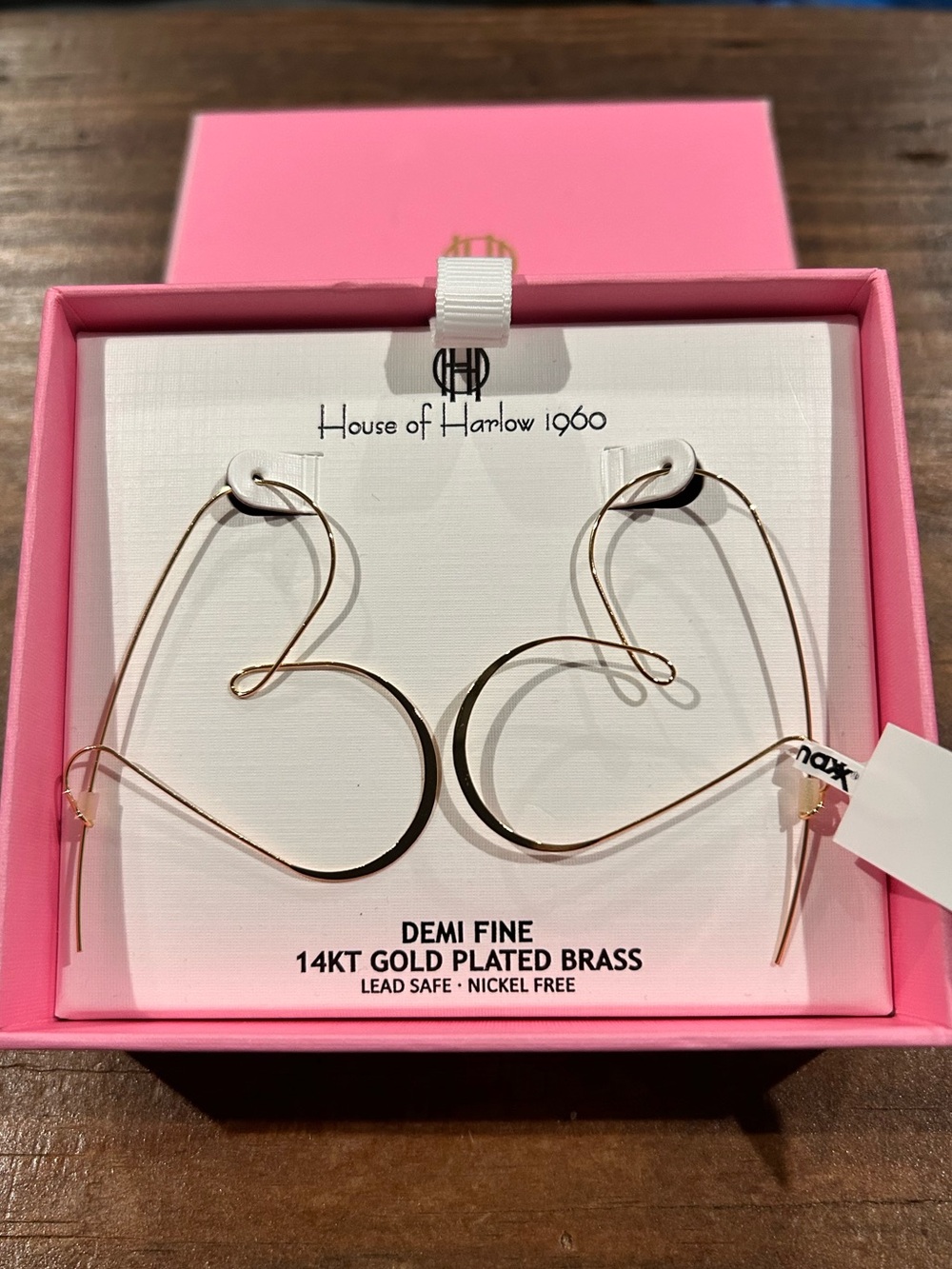 NWT House of Harlow 1960 Heart Shaped Earrings